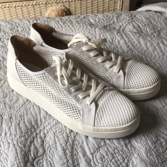 Naturalizer Shoes - Size 10 shoes